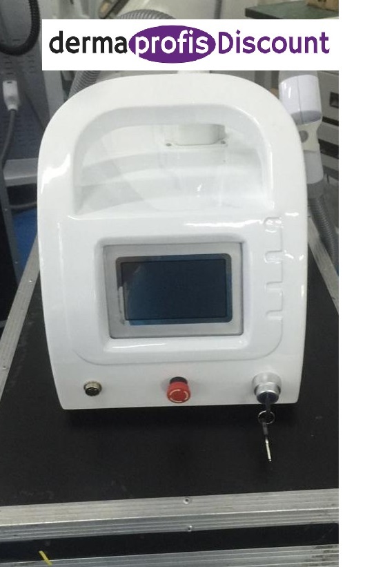 Q -Switch ND Yag Laser mit  Carbon Peeling  DPD1144